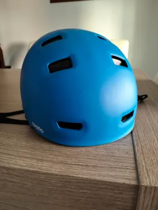 Casco infantil azul Oxelo