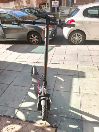 Patinete Xiaomi 5 Plus con garantía, solo 50 km