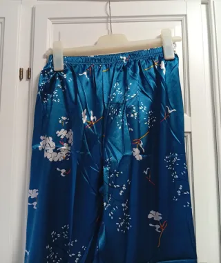 Pijama estampado de raso