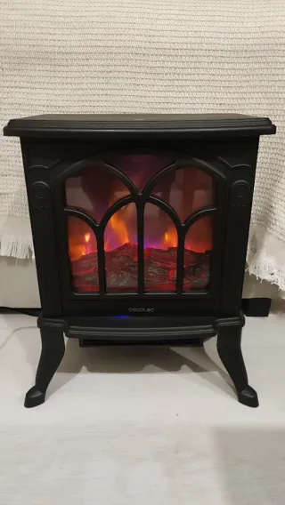 Calentador tipo chimenea negro