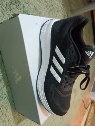 Adidas Hombre Negro Blanco