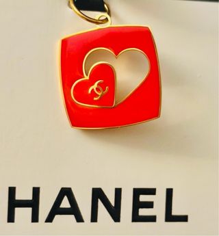 CHANEL CHARM SAN VALENTIN / VALENTINE’S DAY