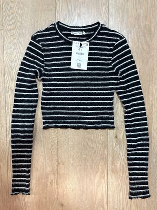 Bershka Jersey Rayas Blanco y Negro Talla S
