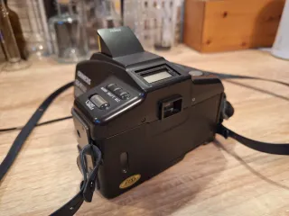 Fotocamera Chinon Genesis Automatica