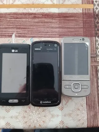 Lote 4 Teléfonos Móviles