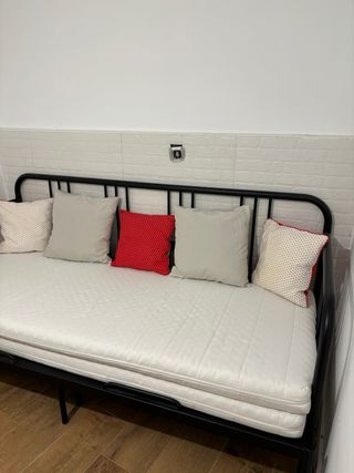 Sofá Cama IKEA 3 Plazas Negro estilo diván
