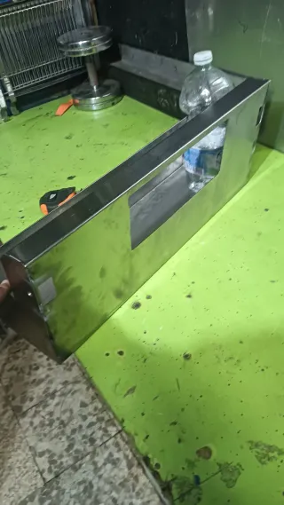 Estantería Inox para Botes u objetos  Redondos