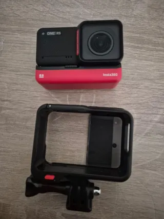 Insta360 ONE RS 4K Action Cam