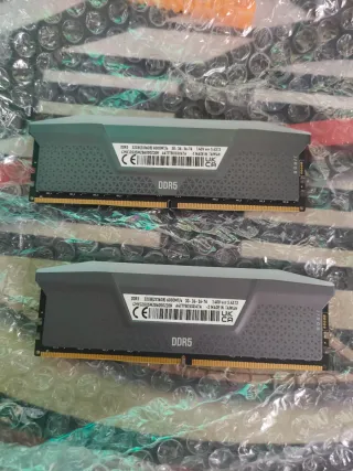 Corsair Vengeance RGB DDR5 32GB