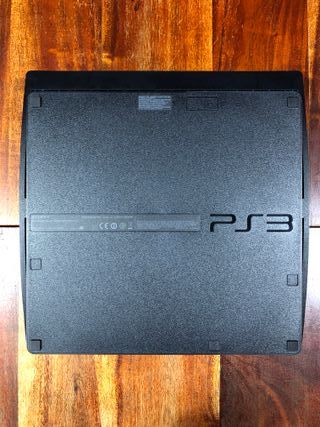 Console Sony Ps3 slim 160 GB con cavo alimentatore