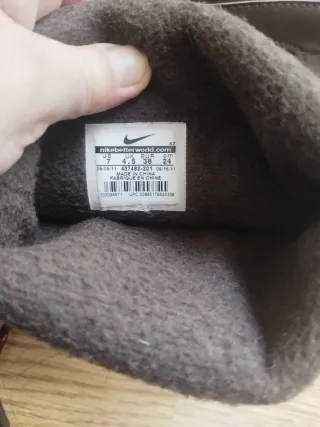 Botas Nike Talla 38 impermeables caña alta