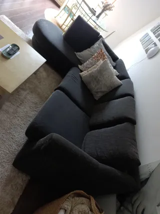 Sofá modular negro y gris