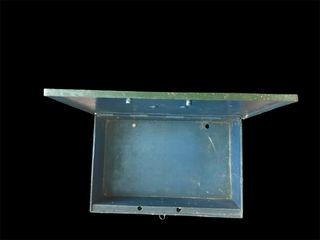 Antica scatola forziere cassaforte