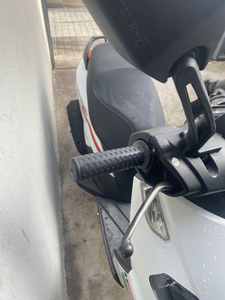 Derbi Variant Sport 49cc Scooter 7000 km reestreno