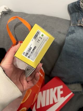 Vendo luz de emergencia V16 nueva, sin usar