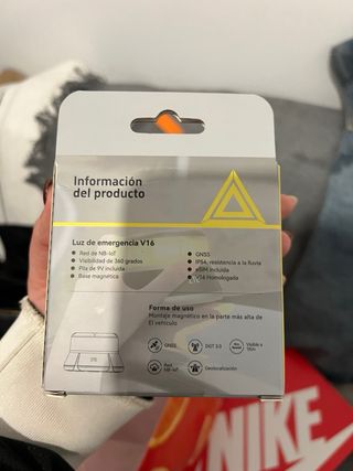 Vendo luz de emergencia V16 nueva, sin usar