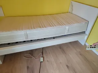 Cama ortopédica eléctrica