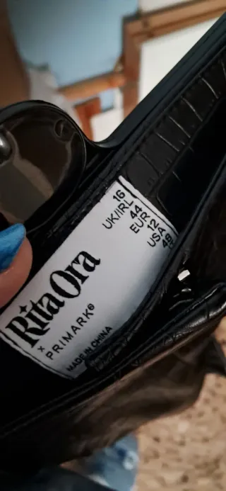 Pantalones cortos efecto piel talla 44