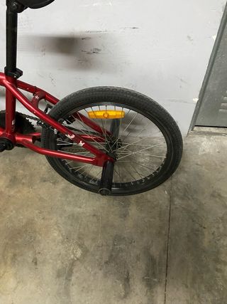 Bicicleta BMX Roja