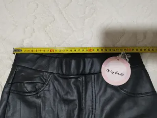 Leggings elásticos efecto piel, enguatado