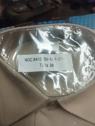 Camisas Militares Beige Talla 38 en salamanca