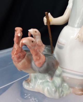 Porc. Lladro - Statua "Ragazza con tacchini"