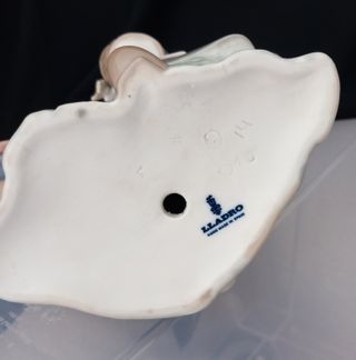 Porc. Lladro - Statua "Ragazza con tacchini"