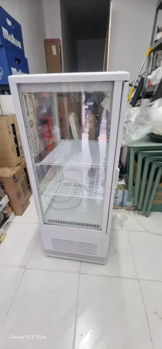 Vitrina nevera pastelería