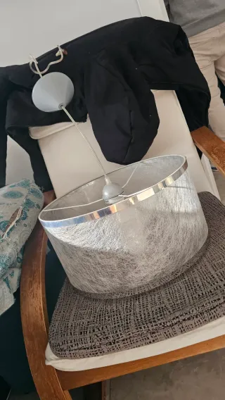 Lampade in tessuto e plastica