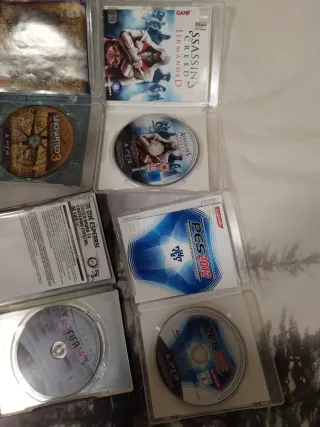 Lote 6 Giochi PS3: GTA V, Uncharted 3, AC, COD, FI