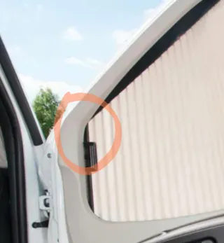 Rótula para puertas laterales de remis