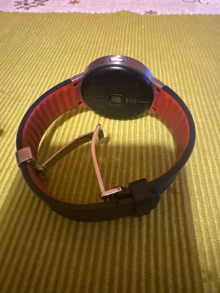 Reloj Alcatel Onetouch Negro/Plata  sin cargador