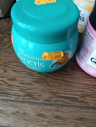 Lote de productos de droguería y perfumería