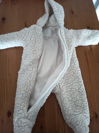 Buzo polar borreguito con capucha