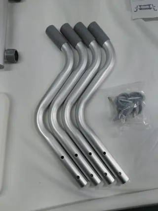 Assento de banho com apoios