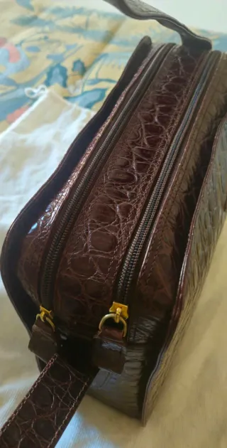 Bolso Prada vintage cocodrilo