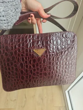 Bolso Prada vintage cocodrilo