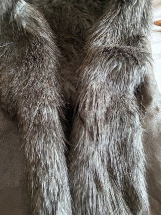 Chaleco de pelo marrón