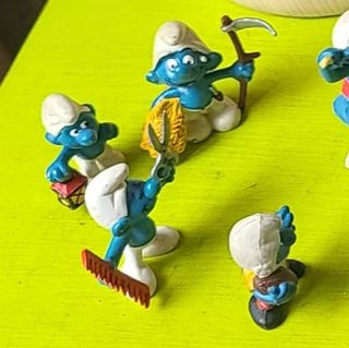 PITUFOS BARRUFETS SMURFS