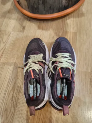 Zapatillas New Balance Hierro V8 Mujer