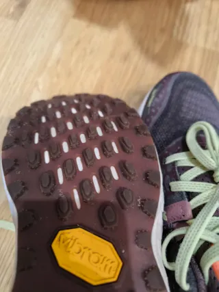 Zapatillas New Balance Hierro V8 Mujer