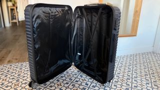 Maleta de viaje mediana negra/azul