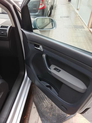 Volkswagen Touran 2007