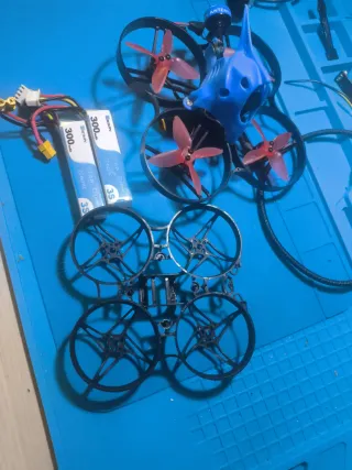 DRONE BETAFPV 85MM Azul