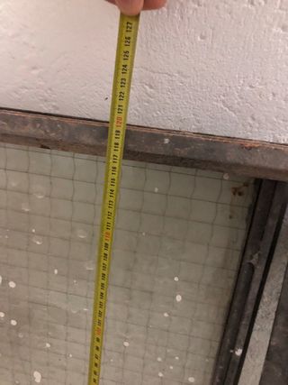 Ventanas de hierro con reja