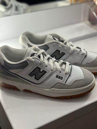 New Balance BB550ESC Unisex Gris Blanco