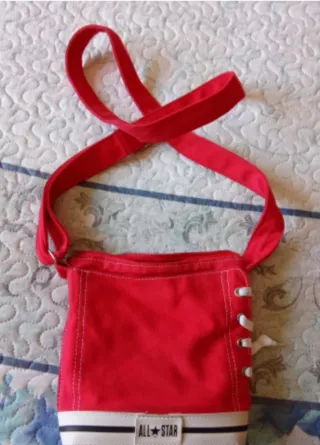 Bolso converse. 20cm ancho*16,5 alto. Nuevo