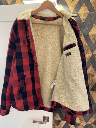 Chaqueta cuadros Zara forro polar