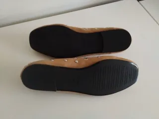 Zapatos planos mujer tachuelas