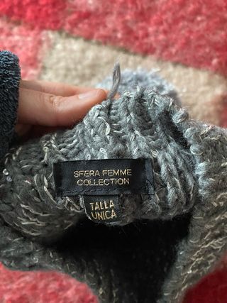 Gorro de lana con pompón